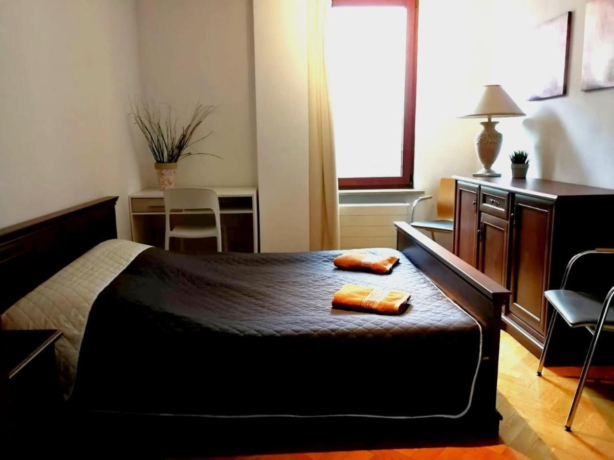Center Warsaw - Apartmenty Jana Pawla II Dış mekan fotoğraf