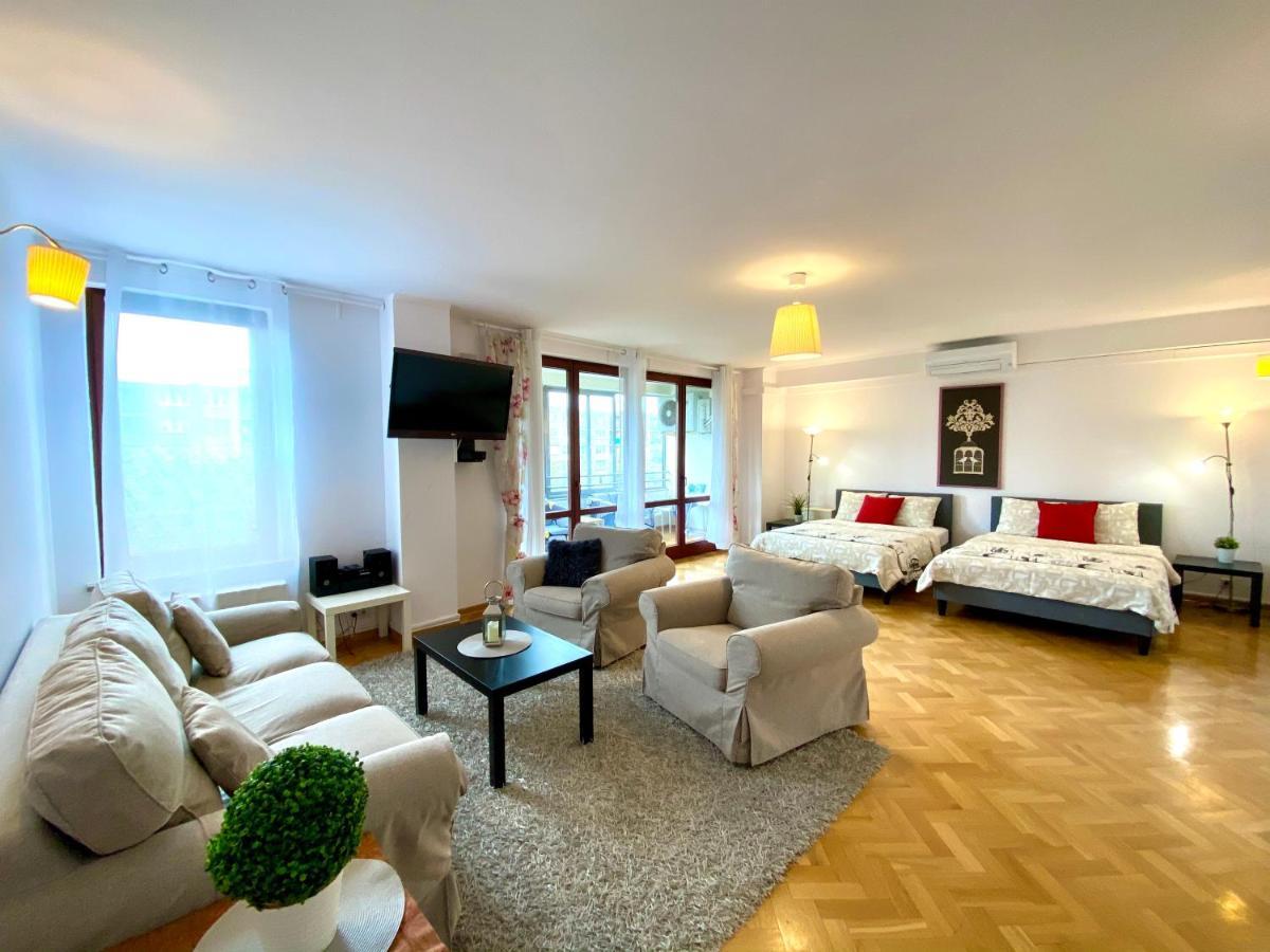 Center Warsaw - Apartmenty Jana Pawla II Dış mekan fotoğraf