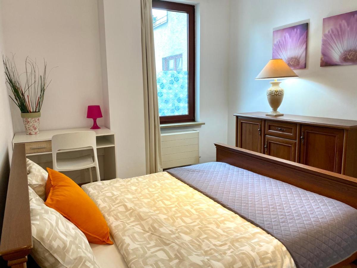 Center Warsaw - Apartmenty Jana Pawla II Dış mekan fotoğraf